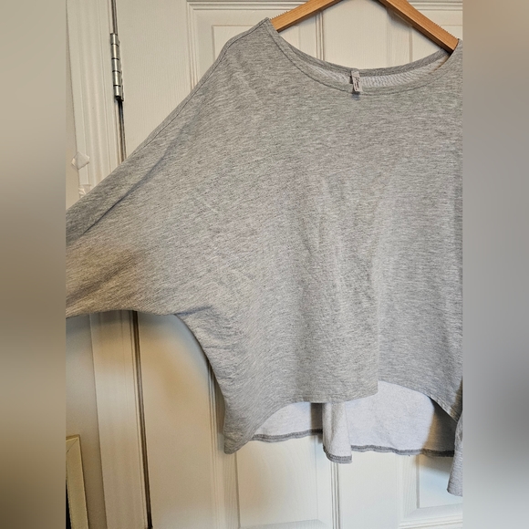 Gilmour Sweatshirt sz O/S - Picture 2 of 6